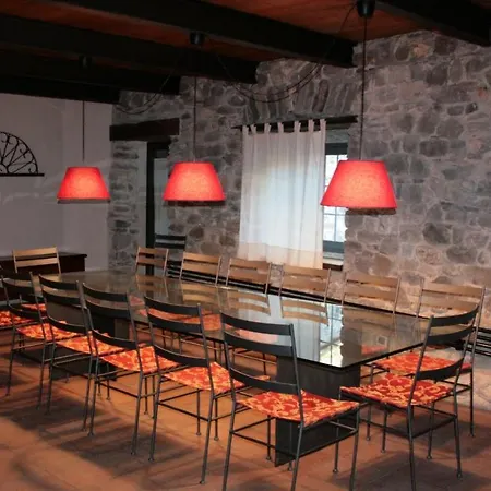 Holiday home Ai Torchi Vecchi *